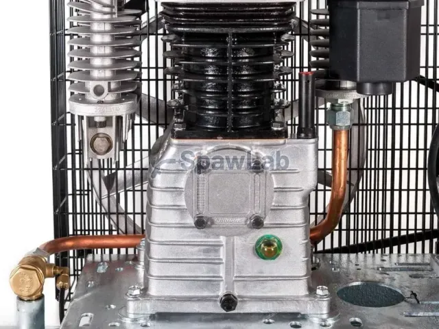 Airpress Kompresor dwutłokowy G 700-300 Pro 11 bar 5.5 KM/4 kW 400V 441 l/min 270 l galwanizowany
