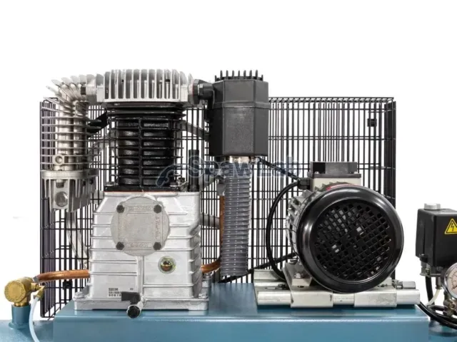 Airpress K 100-450 twin-piston compressor 14 bar 3 HP/2.2 kW 400V 238 l/min 100 l