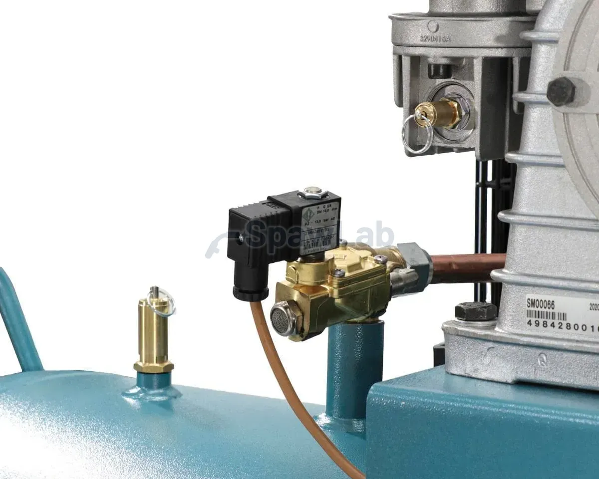 Airpress Twin-piston compressor K 500-1500S 14 bar 10 HP/7.5 kW 400V 644 l/min 500 l - star-delta connection