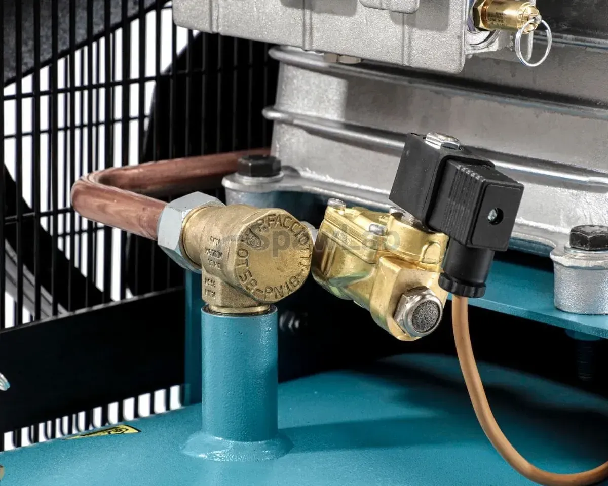 Airpress Twin-piston compressor K 500-1500S 14 bar 10 HP/7.5 kW 400V 644 l/min 500 l - star-delta connection, photo 2