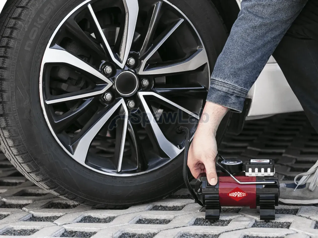 Airpress Mini kompresor samochodowy 12V 7 bar 0.19 KM/0.14 kW 27 l/min bezolejowy | bezzbiornikowy, zdjęcie 5