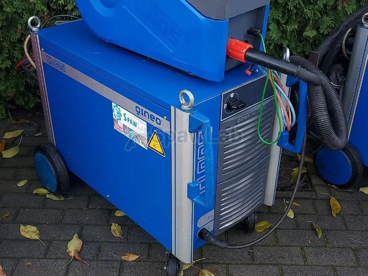 Cloos Qineo Pulse 350, used MIG/MAG welder