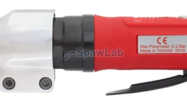 Pneumatic shears for cutting sheet metal with torch straight