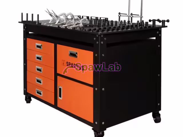 Spartus Schweißtisch 1200x750x820mm auf Rollen, System D16, mit Schubladen, Schrank und Satz mit 62 Werkzeugen