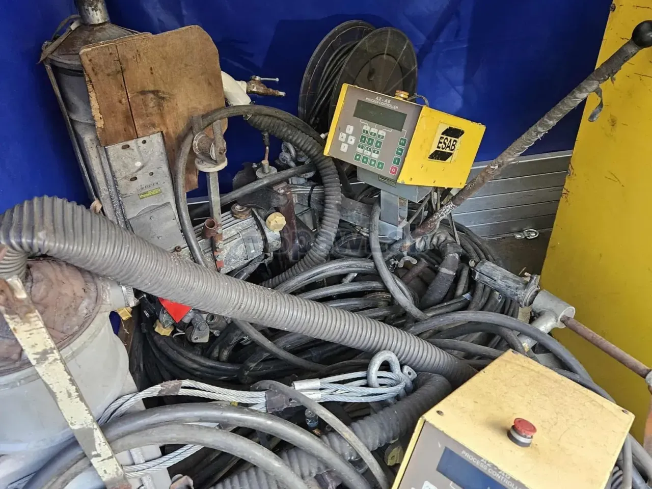 Zestaw- 2x Esab LAE 1250, 1x Esab LAE 800 + 3x traktorek spawalniczy esab ( panel A2-A6), Przewód pośredni ok 50m, zdjęcie 3